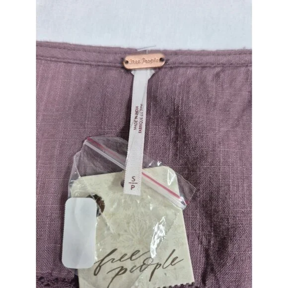 Free People Blouse Size S  Eyelet Lace Crop Top Purple Mauve Roan Rouge (13) - Picture 9 of 13